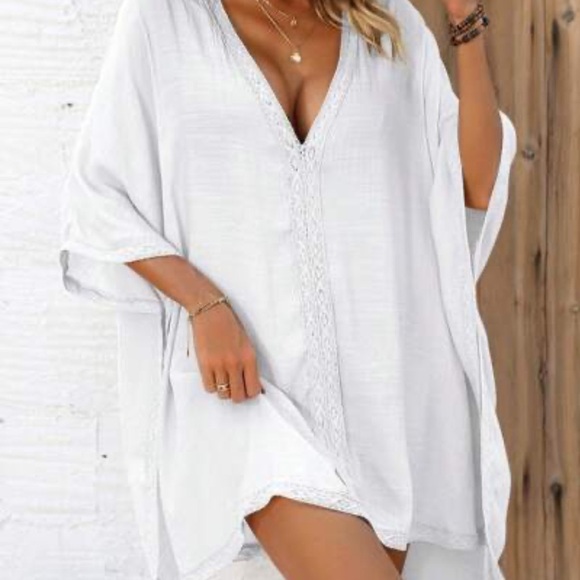 Source Unknown Other - Women’s White V-Neck Poncho Cover Up One Size